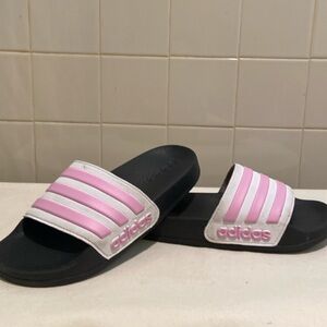 🌸ADIDAS | youth -Child Adilette Shower Slides. Size: 1.pink and white